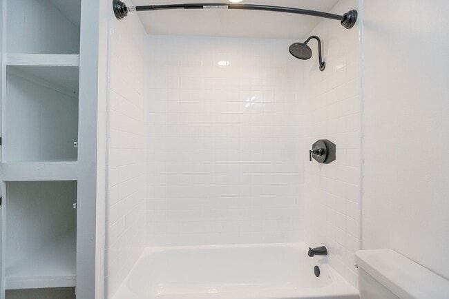 Interior Photo - 238 South Serrano Ave