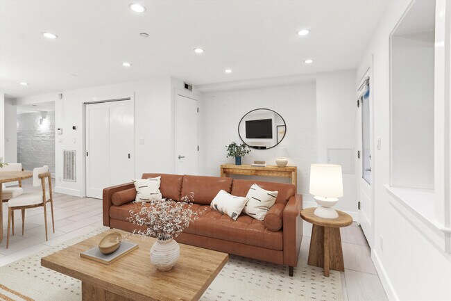 Foto del edificio - 2723 13th St NW