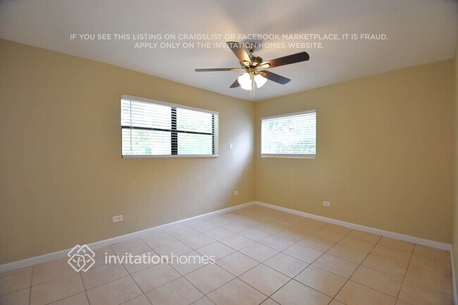 Foto del edificio - 1748 NE 158th St