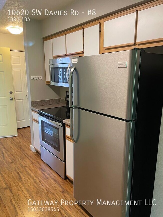 Building Photo - 10620 SW Davies Rd. Unit #8