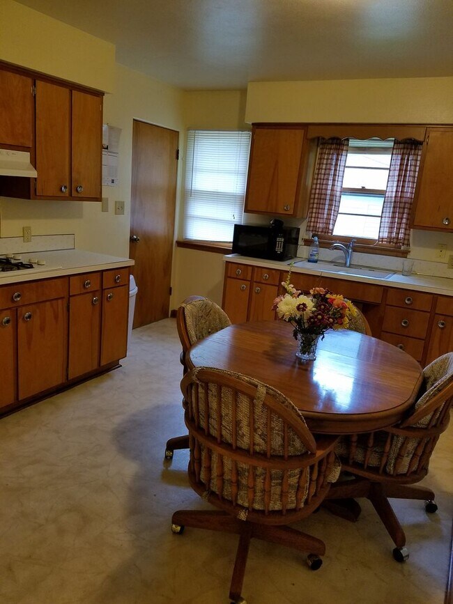 Foto del edificio - Franklin St 2109-2111