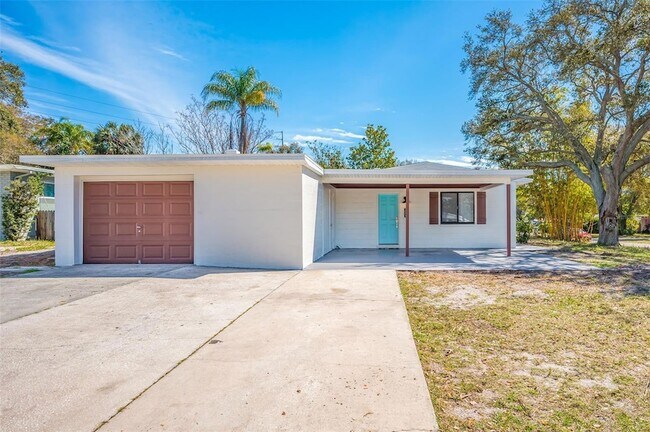 Building Photo - 1531 Stevenson Dr