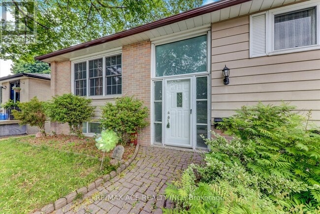 Building Photo - 206 Mason Dr