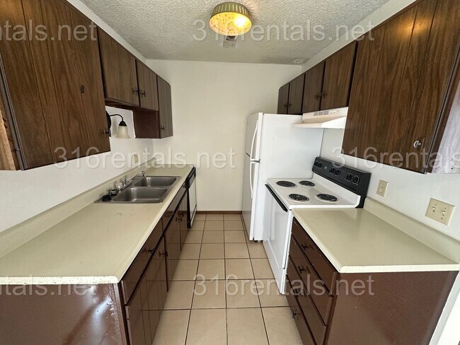 Foto del edificio - 351 E Marion Ct