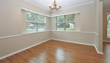 Building Photo - 2315 Eaglerock Dr