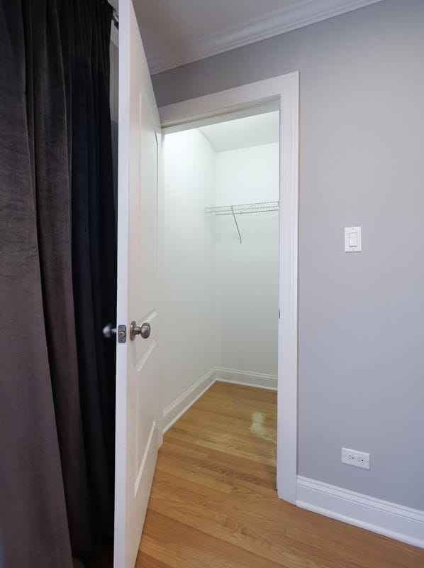 Foto del edificio - 6821 N Wolcott Ave