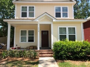Building Photo - 1110 Greenwood Ave