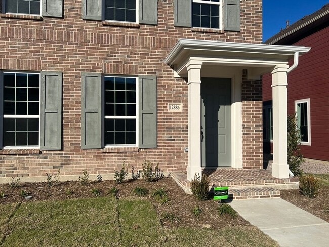 Building Photo - 3 Bedroom Townhome in Frisco