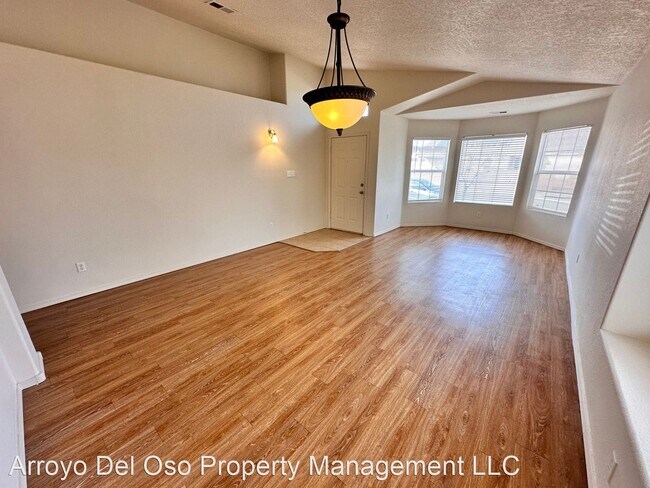 Foto del edificio - 4 br, 2 bath House - 871 Blue Sage Ave SW