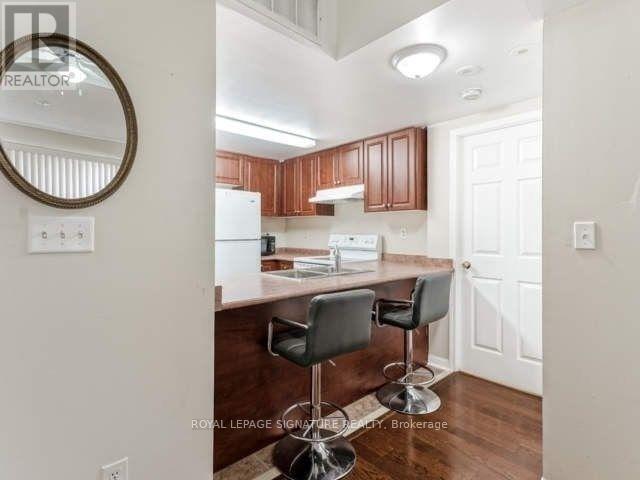 Photo du bâtiment - 3025 Finch Ave W