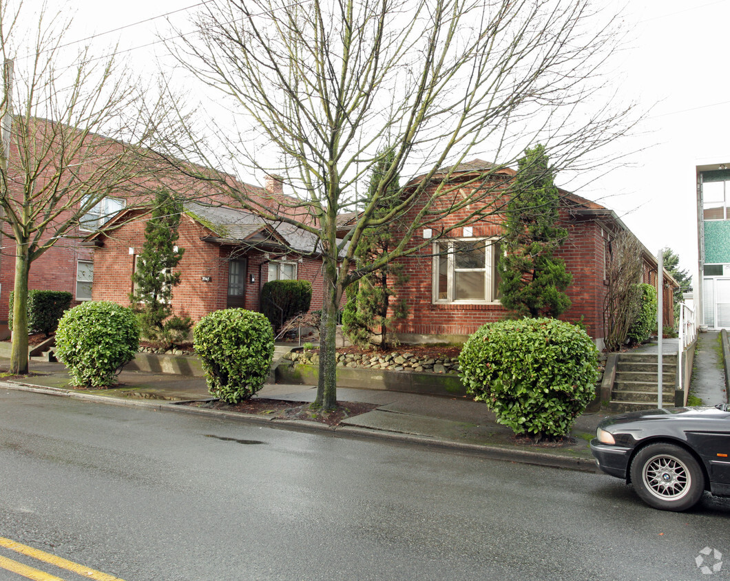Foto del edificio - Yates Cottages
