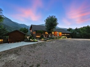 115 Panorama Pl