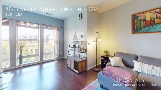 Foto del edificio - 8045 Newell St