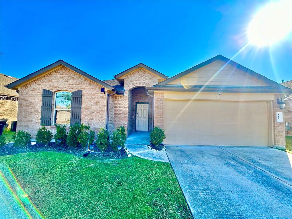 Foto principal - 8127 Oakleaf Meadow Ct