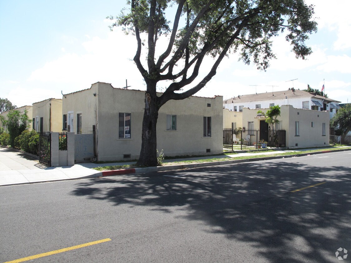 Building Photo - 6360 Gentry St