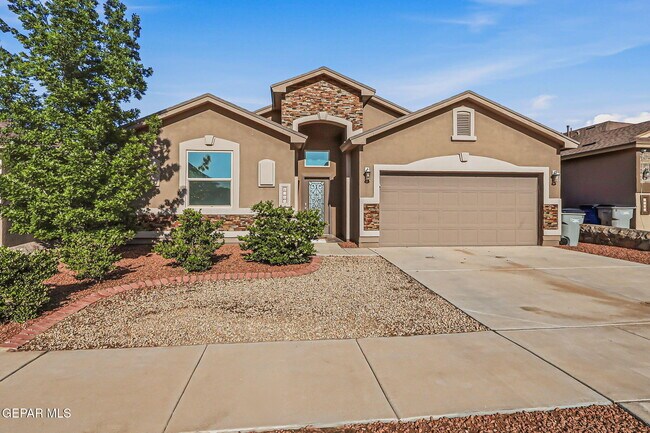 Foto del edificio - 1408 Dominic Anakin Dr