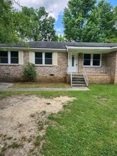 Building Photo - 2218 Apple Valley Rd