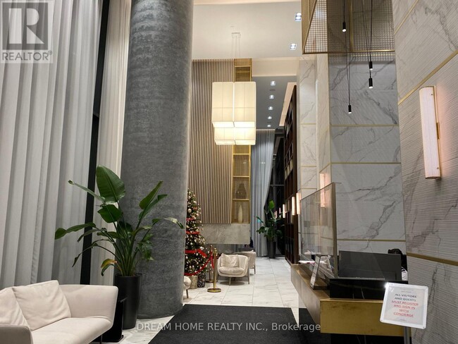 Photo du bâtiment - 950 Portage Pkwy