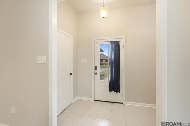 Foto del edificio - 42451 Baystone Ave