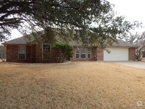 Building Photo - 1810 McGinnis Ct
