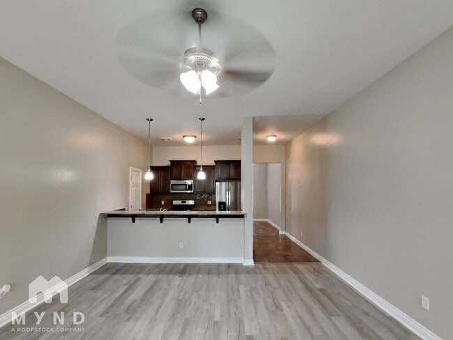 Building Photo - 1007 Merlin Dr