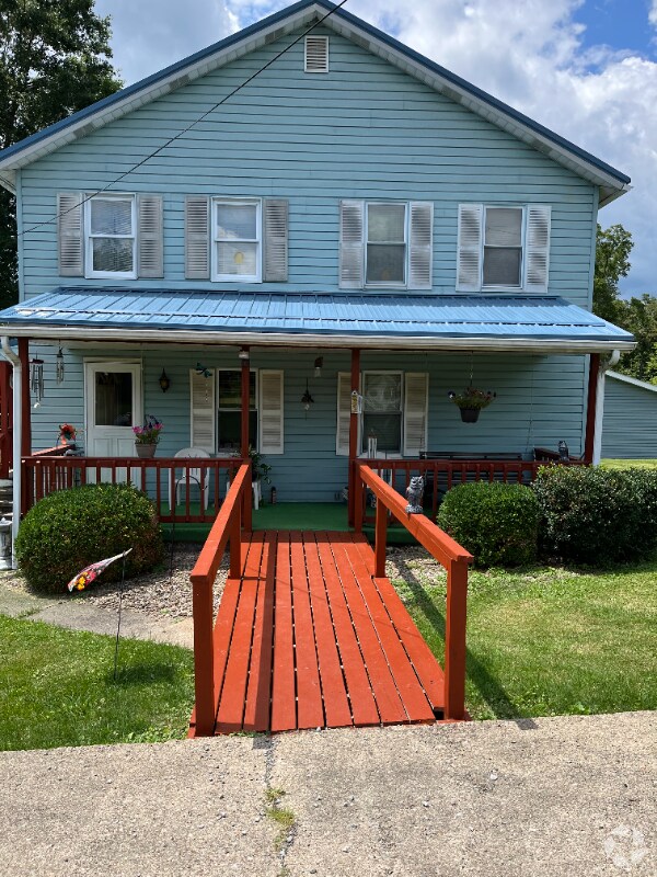 Apartments For Rent in Slickville, PA with Utilities Included 1