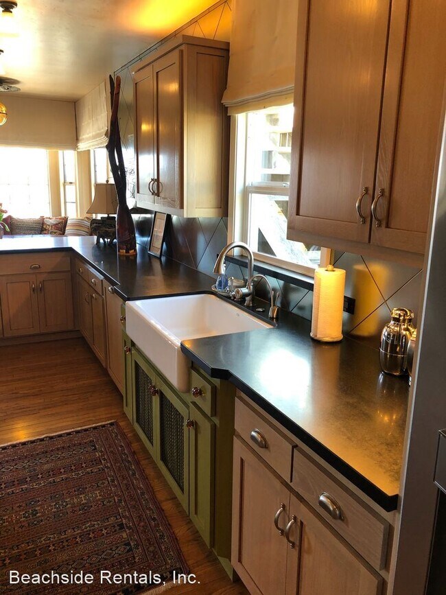 Foto del edificio - 3 br, 2 bath House - 3455 Studio Drive