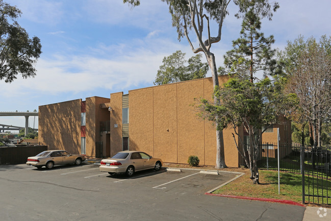 Foto del edificio - Bella Vista Apartments