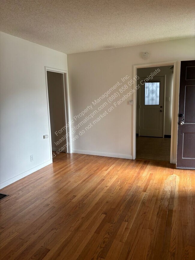 Foto del edificio - 930 N 1st St