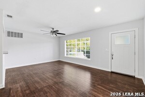 Foto del edificio - 250 Thorain Blvd