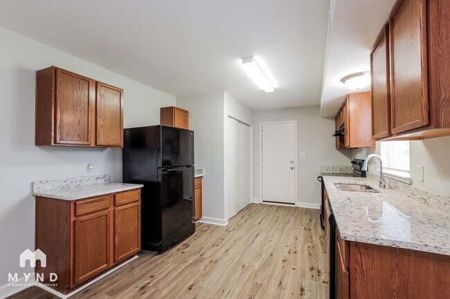 Building Photo - 1020 Alston Hill Dr