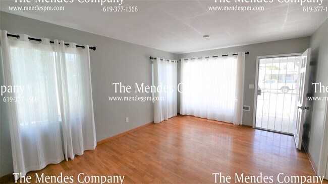 Building Photo - Beautiful 3 bd/ 1 bth Home with Remodeled ...
