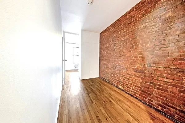 Building Photo - 167 Avenue B