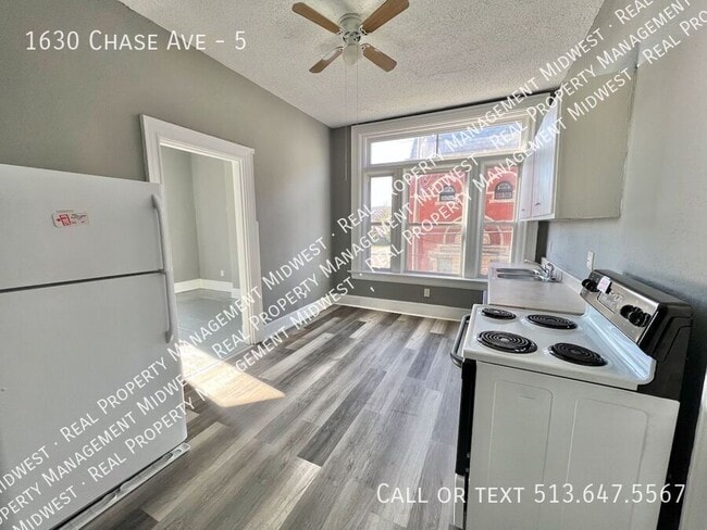 Building Photo - 1630 Chase Ave
