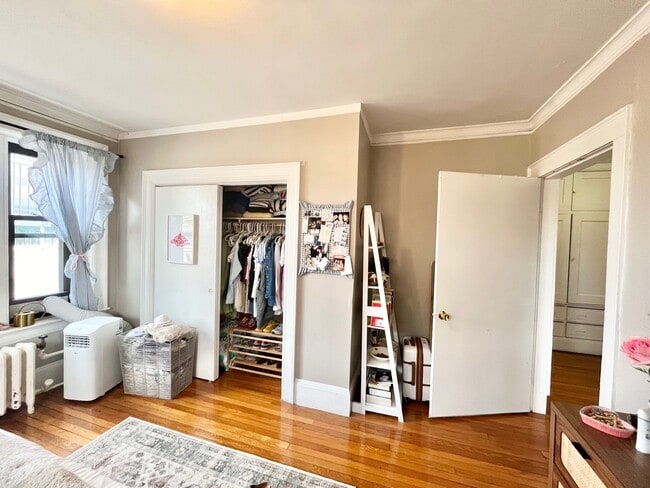 Foto del edificio - 448 Park Dr