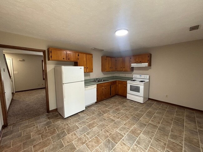 Photo - 102 Settlement Drive Apartment