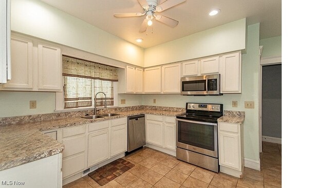 Foto del edificio - 1485 E 106th St