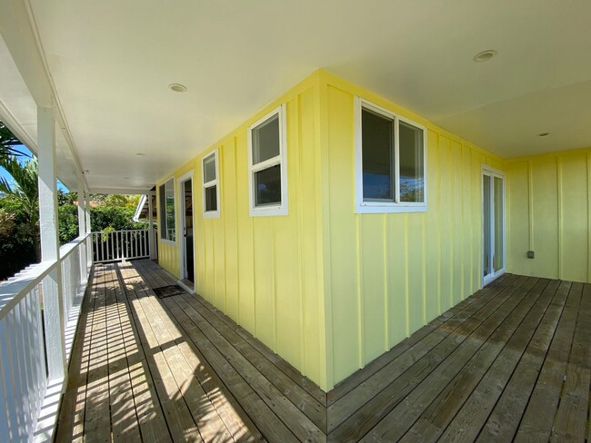 Building Photo - Large 3 Bed, 2 bath plus bonus room with w...