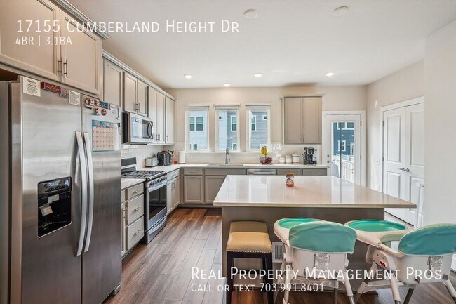 Building Photo - 17155 Cumberland Height Dr