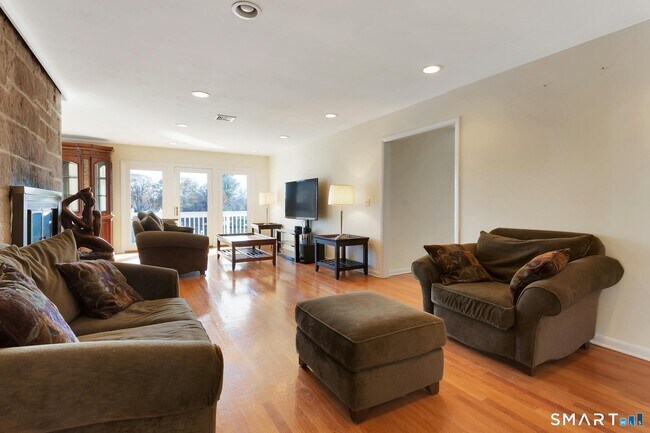 Foto del edificio - 192 Frenchtown Rd