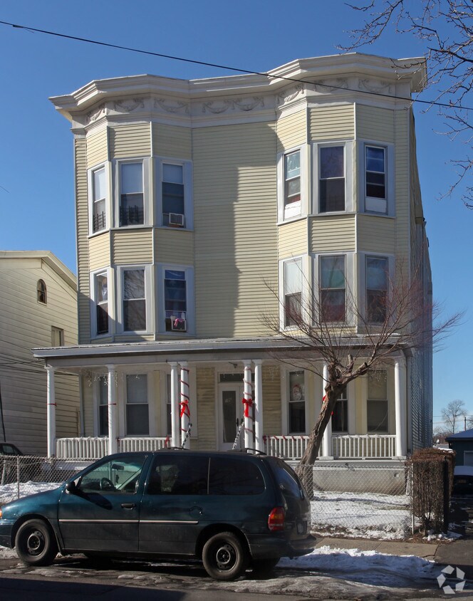 Foto del edificio - 106 Lincoln Ave