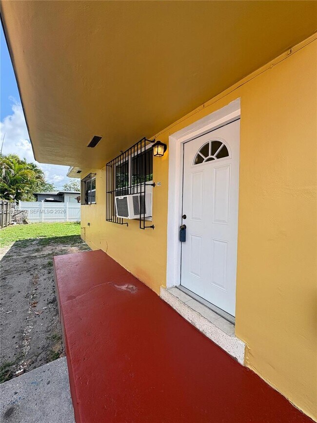 Foto del edificio - 1491 NW 56th St