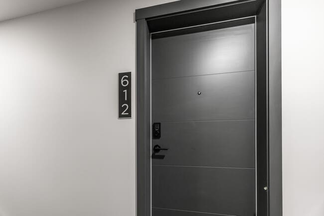 Building Photo - 1110 Lawson Av