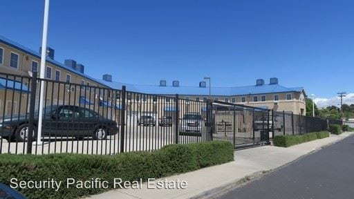 Building Photo - 701 San Pablo Ave