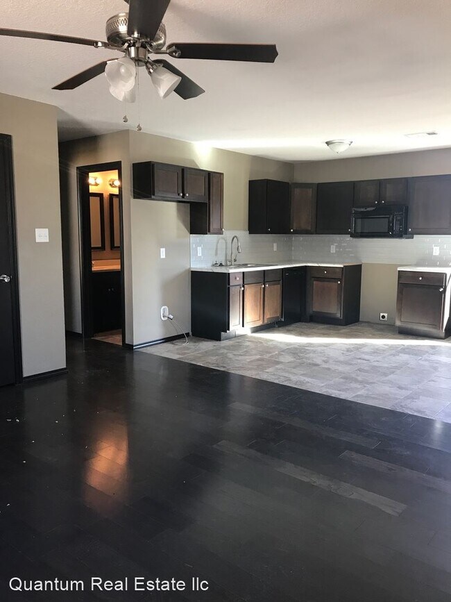 Building Photo - 4 br, 2 bath House - 2923 Neis Street
