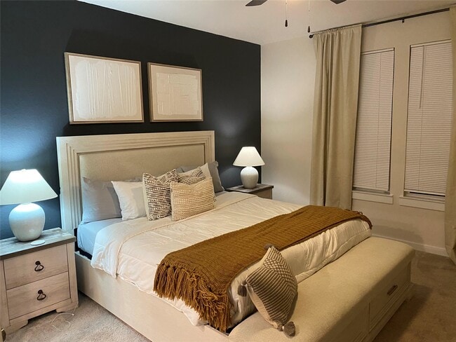 Building Photo - 21707 Redwood Blf Trl