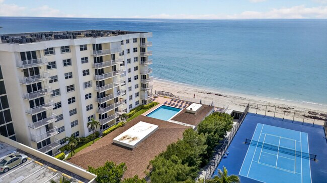 Foto del edificio - 3540 S Ocean Blvd