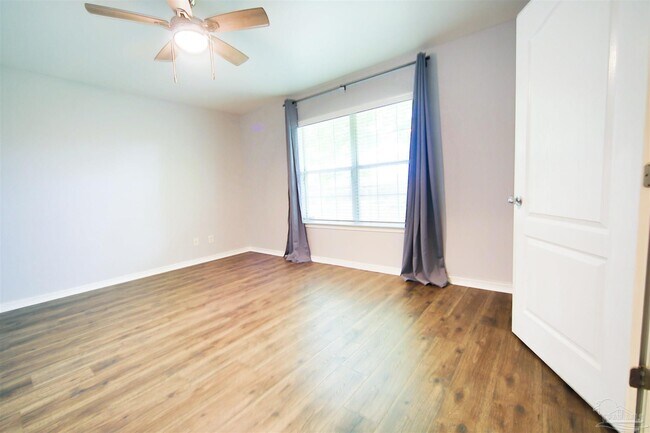 Building Photo - 8943 Gristmill Way