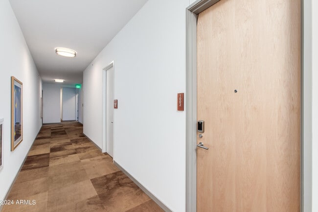 Foto del edificio - 7180 E Kierland Blvd