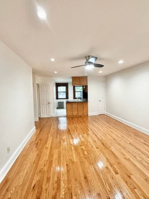 Foto del edificio - 481A Quincy St